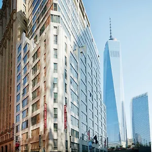 4* Szálloda World Center